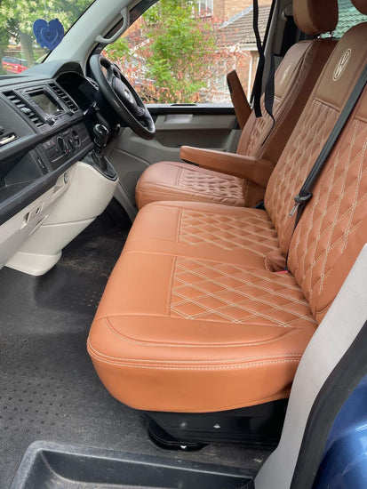 "Heavy-duty waterproof driver and passenger seat covers for VW Transporter"